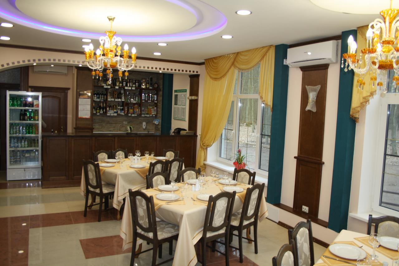 Belovezhskaya Pushcha Hotel Complex Zharkovshina Екстериор снимка