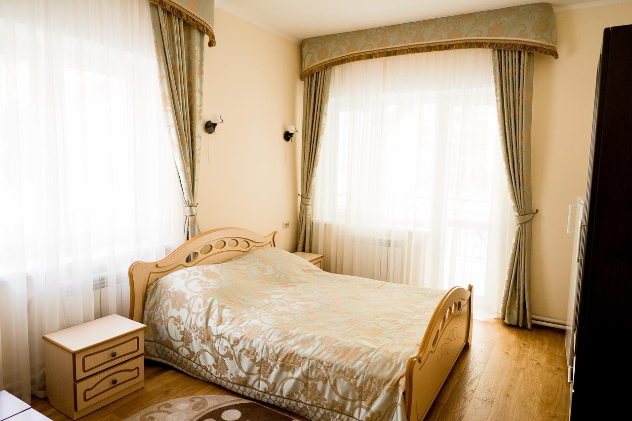 Belovezhskaya Pushcha Hotel Complex Zharkovshina Екстериор снимка